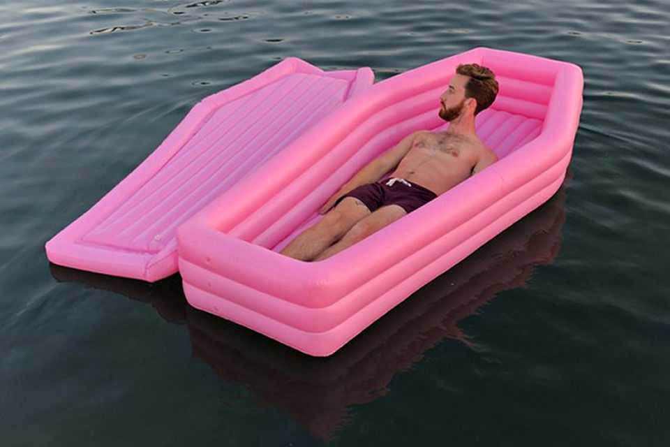 Inflatable coffin image